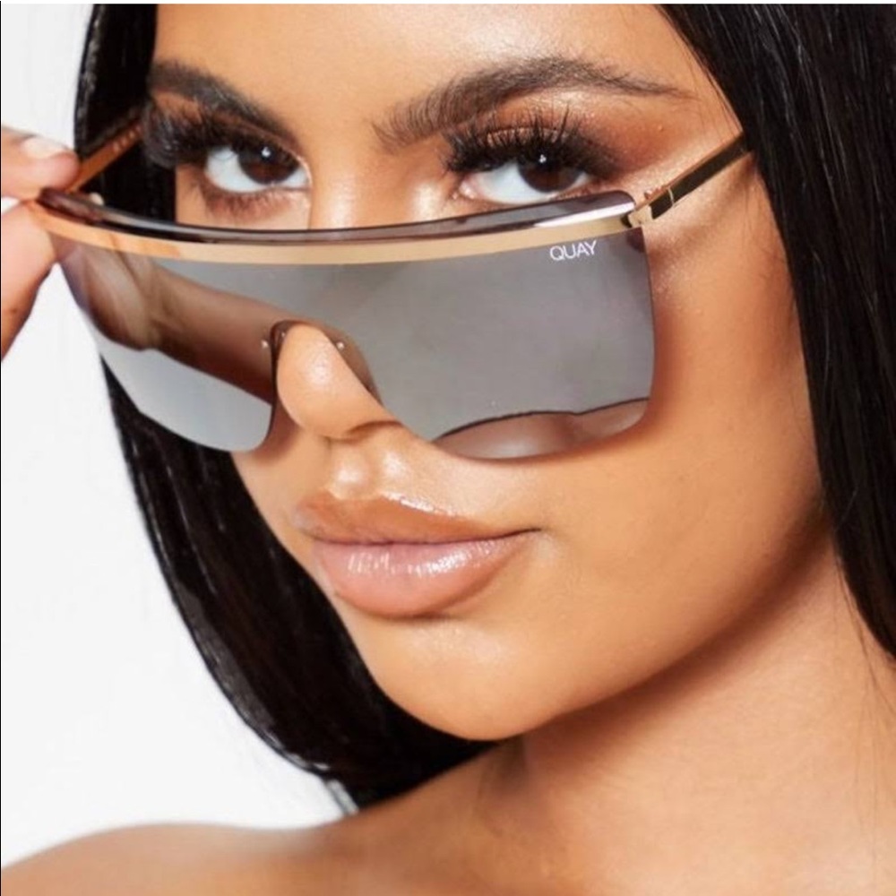 Brand new JLO  x Quay Get Right Sunglasses